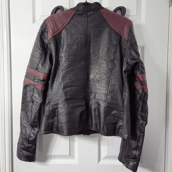 Vintage Danier Racing Stripe Black and Red Leather Moto Jacket Made In India - Picture 4 of 9